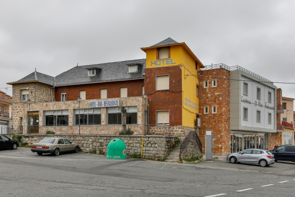 Best offers for OYO HOSPEDERIA RESTAURANTE PILAR VILLACASTIN Villacastin