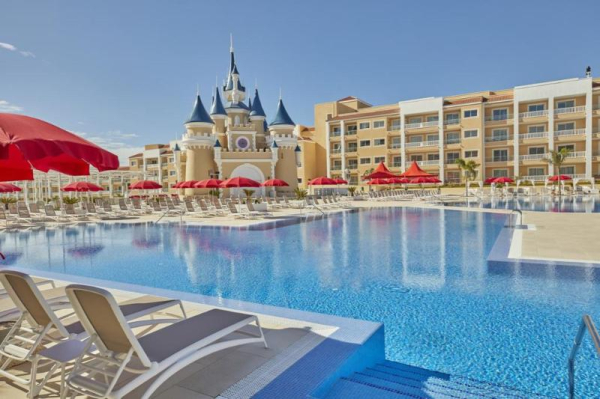 Best offers for BAHIA PRINCIPE FANTASIA TENERIFE Golf del Sur