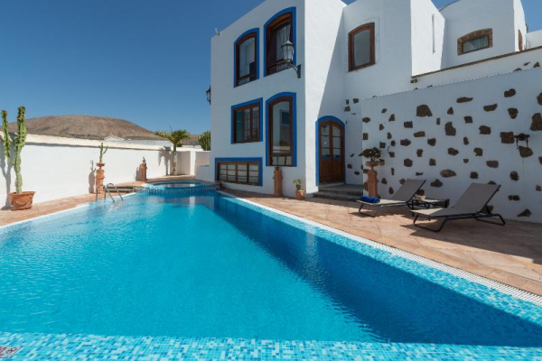Best offers for CASONA DE YAIZA Yaiza