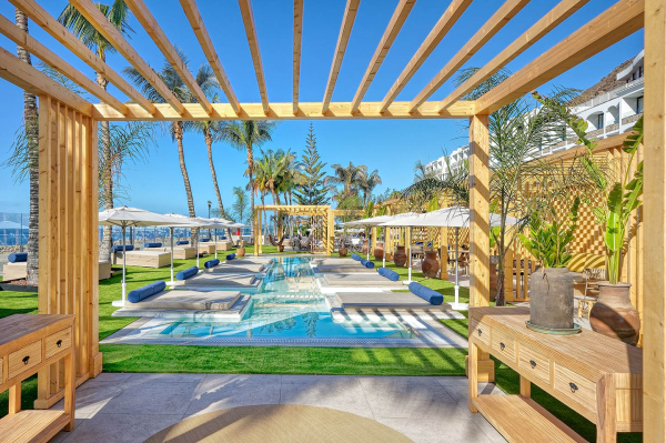 أفضل العروض ل فندق 10 كوستا موجان موجان