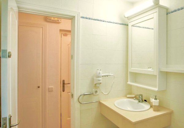 Best offers for APARTAMENTOS DESMAIS Cala Galdana