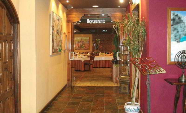 Best offers for SNÖ Villa de Sallent 4* Formigal