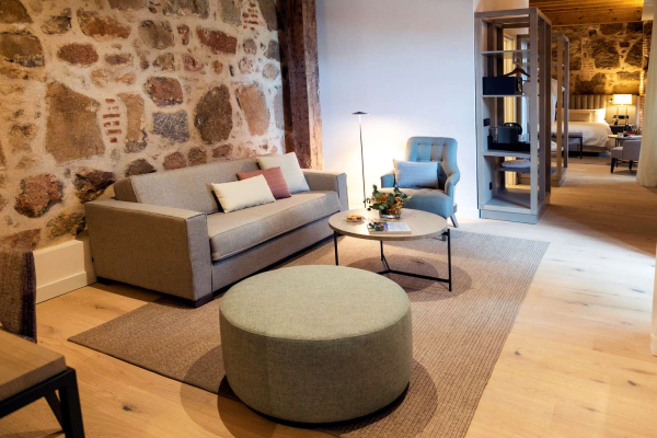 Best offers for Sofraga Palacio Avila