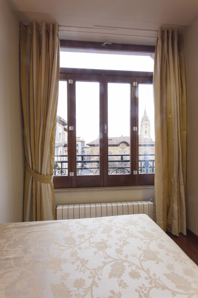 Best offers for Soho Boutique Oviedo Oviedo