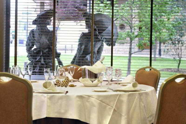 أفضل العروض ل  افيلس