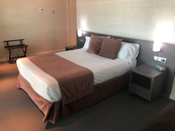 Best offers for Sleep & Fly El Prat De Llobregat