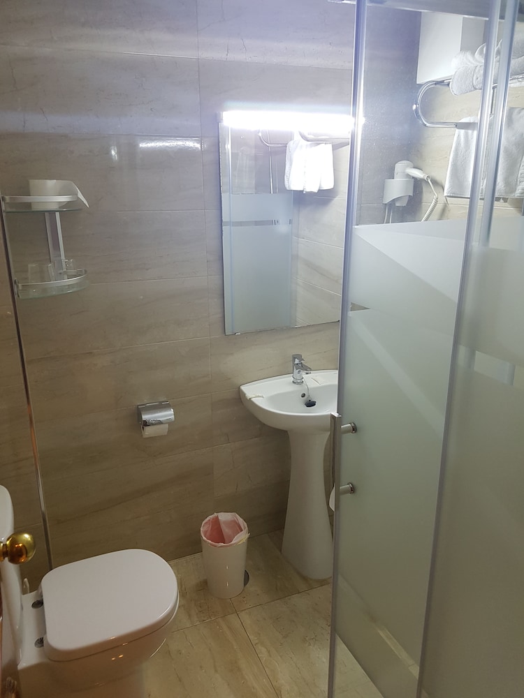 Best offers for Hostal Bahía Cadiz