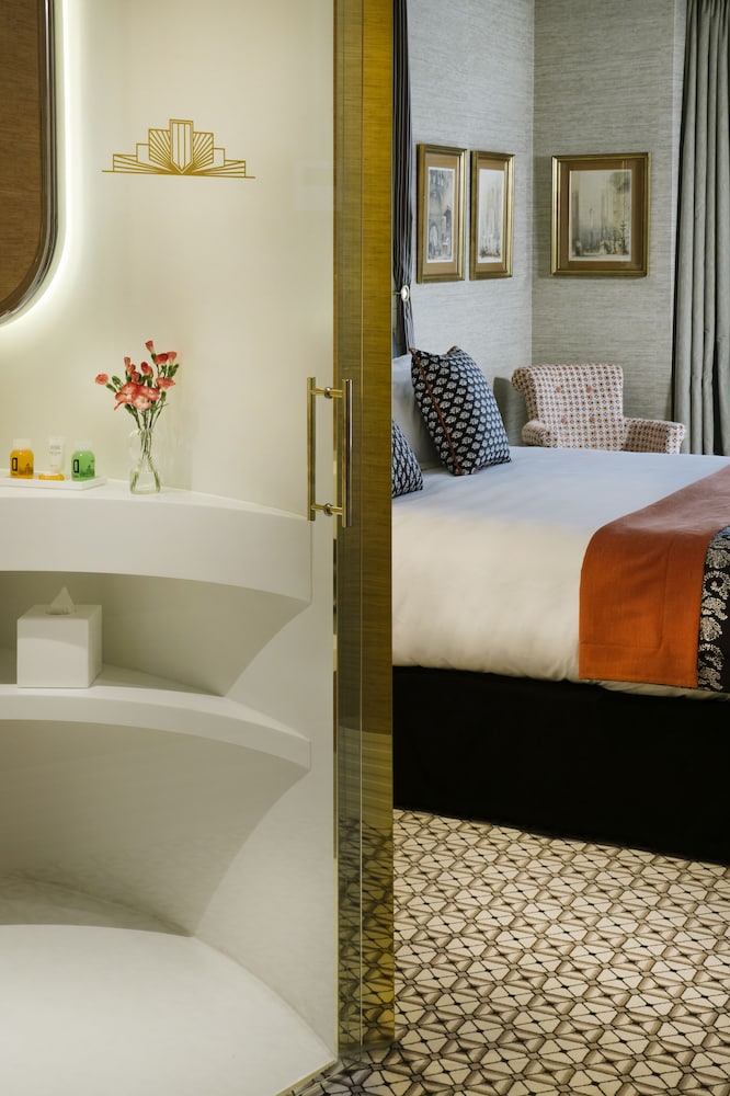 أفضل العروض ل فندق تي فيرست وني مدريد