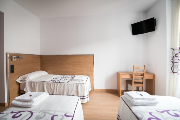 Best offers for HOSTAL CARRACEDO Madrid