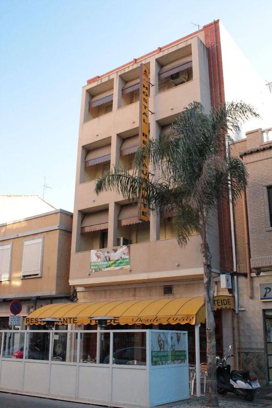 أفضل العروض ل نزل تييدي ريستاورانتي و بيرتو د ساجونتو