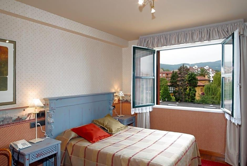 Best offers for Hotel Avenida Real Villaviciosa