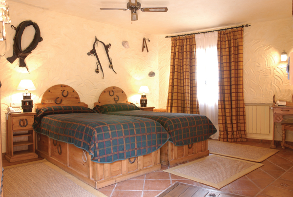 Best offers for Amanhavis Benahavis