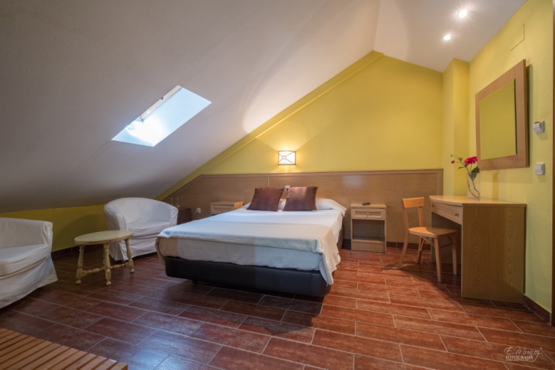 Best offers for VIVAR HOTEL Grinon