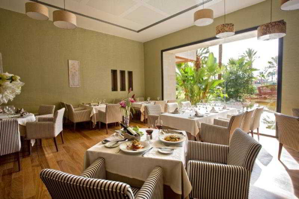 أفضل العروض ل فندق بويرتو انتييا جراند إيسلانتيلا جولف كلوب