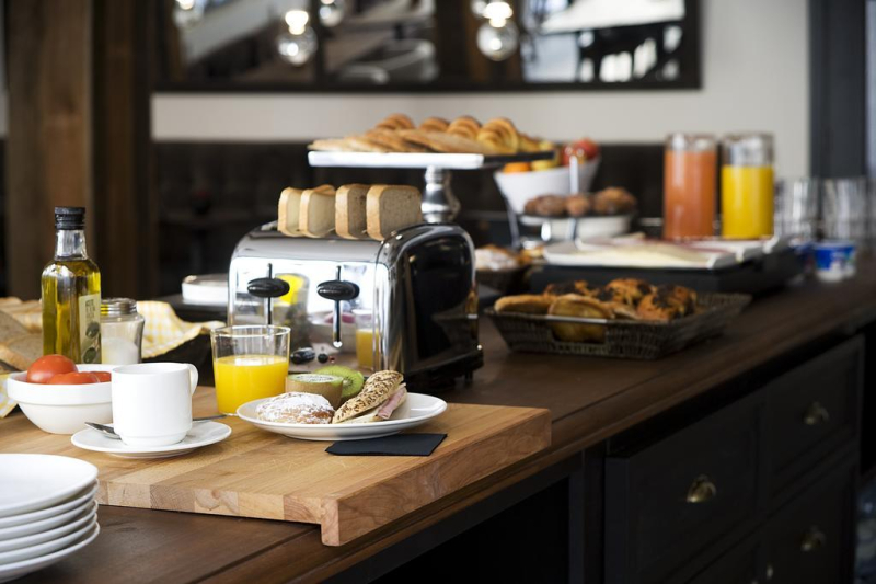 Best offers for Praktik Vinoteca Barcelona