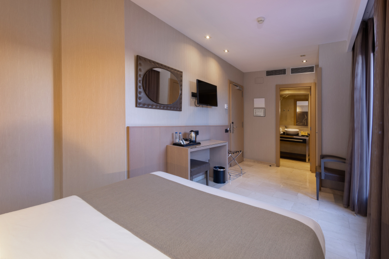 Best offers for Gran Hotel Barcino Barcelona