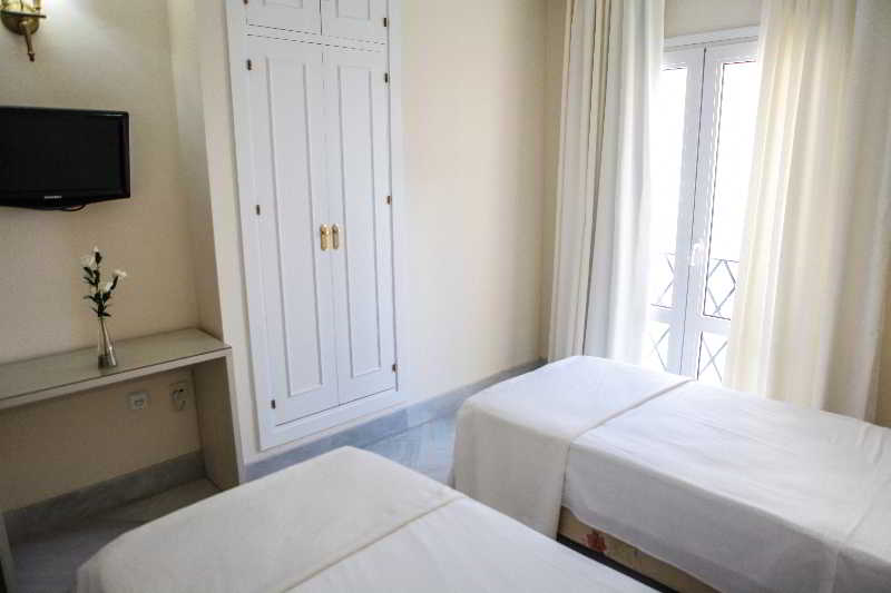Best offers for HOSTAL CHAIKANA Cadiz