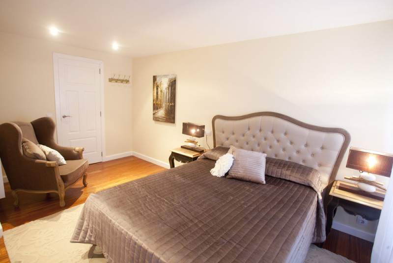 Best offers for DUERMING CRUCEIRO DO GALO A Coruna