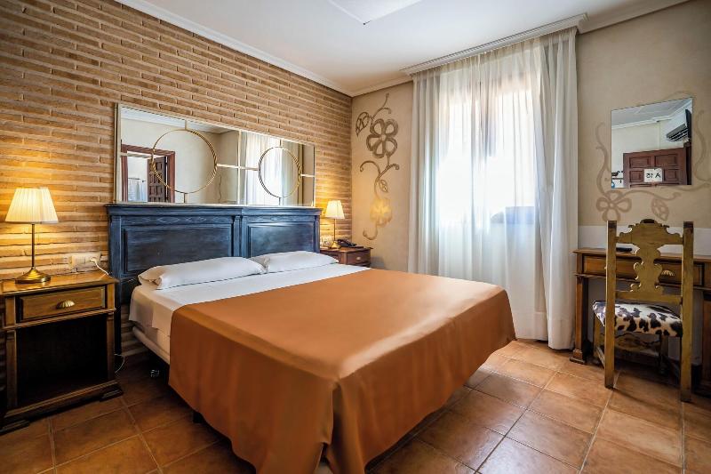 Best offers for YIT Puerta Bisagra Toledo