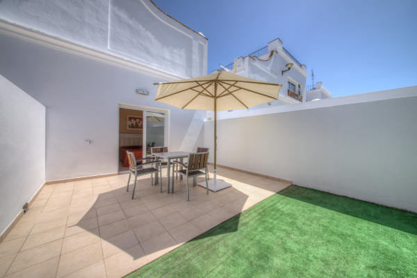 أفضل العروض ل بييدرامار كونيل دي لا فرونتيرا