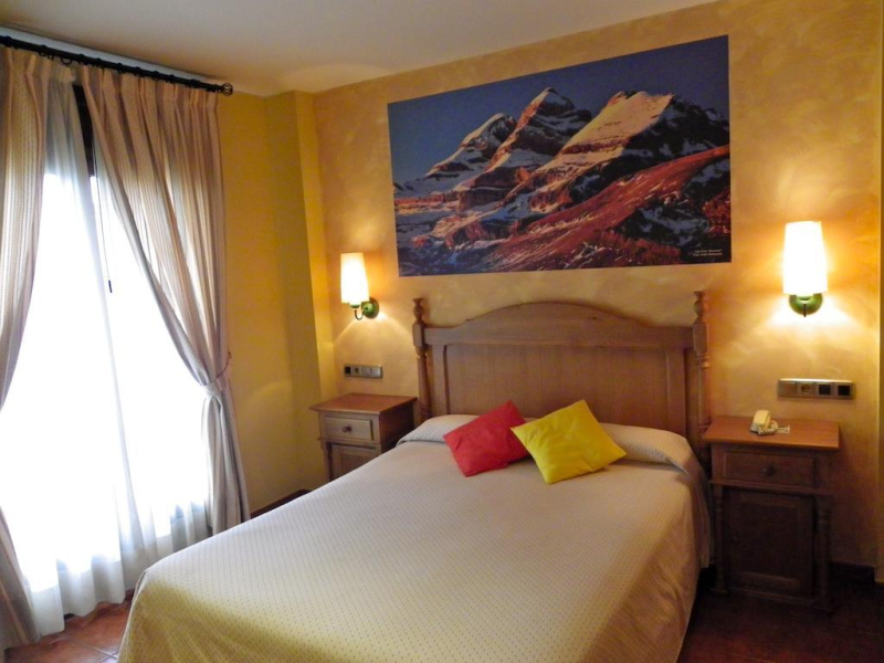 Best offers for Arnal Sabinanigo