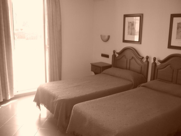Best offers for Hotel Mitra Cabra