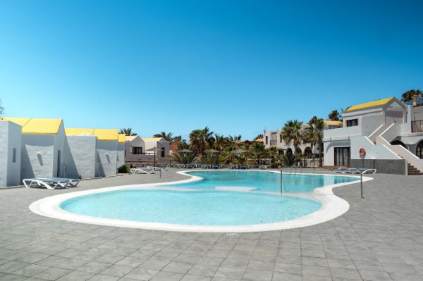 Best offers for APTS FUERTEVENTURA BEACH CLUB Caleta de Fuste