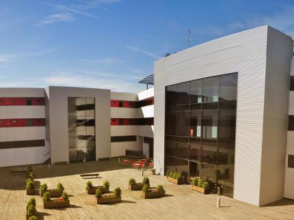 أفضل العروض ل ابتوس اج بيجا دي تريانا كاماس