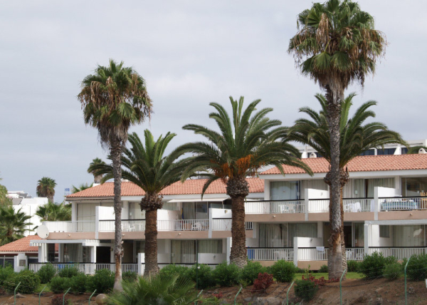 Best offers for APARTAMENTOS PARADERO Isla Canela