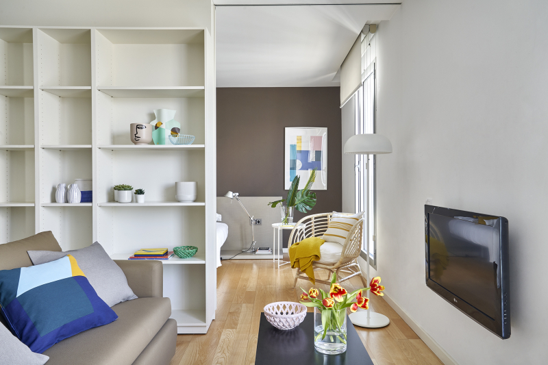 Lugaris Beach Apartments