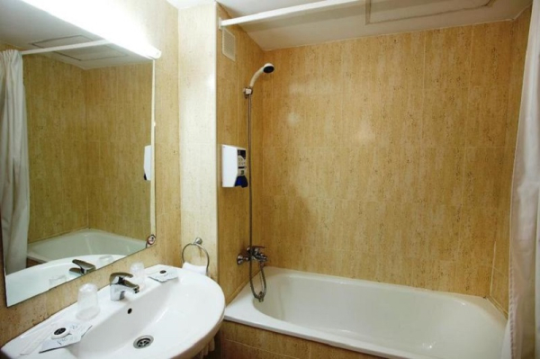 Best offers for Basic Hotel Pontons