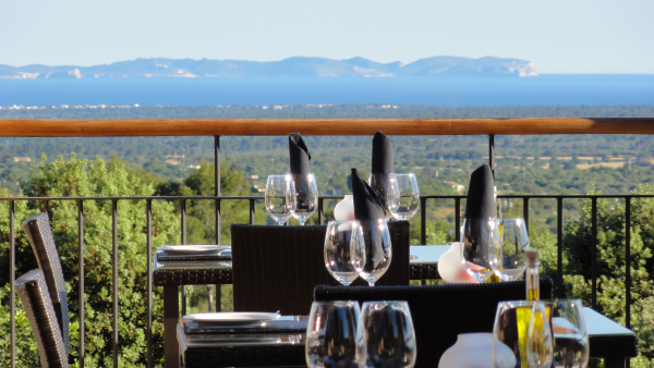 Best offers for Son Sama Orient