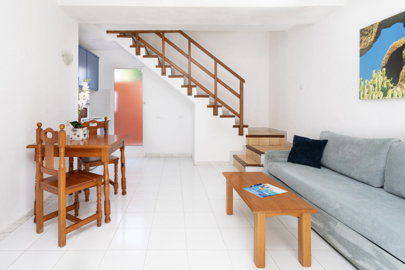 Best offers for Globales Costa Tropical Antigua