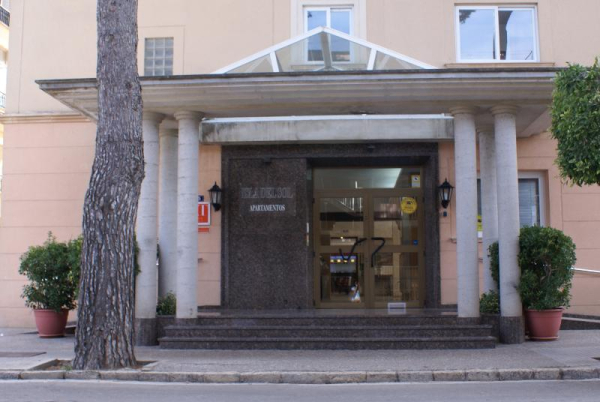 Best offers for APTOS. ISLA DEL SOL Palma Beach