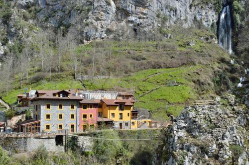Best offers for HOTEL PUENTE VIDOSA Cangas De Onis