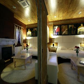 أفضل العروض ل بالاثيو دي لا سيرنا بايستيروس دي كالاترافه