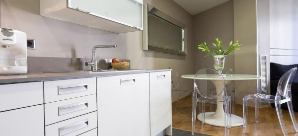 Best offers for Uma Suites Luxury Midtown Barcelona