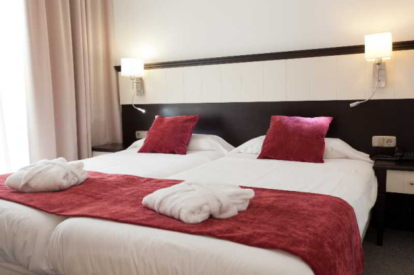 Best offers for Los Geranios Soller