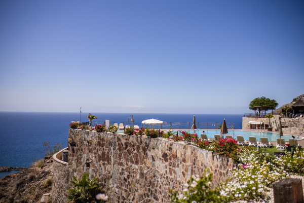 أفضل العروض ل سيرينيتي بلايا دي لوس امادوريس