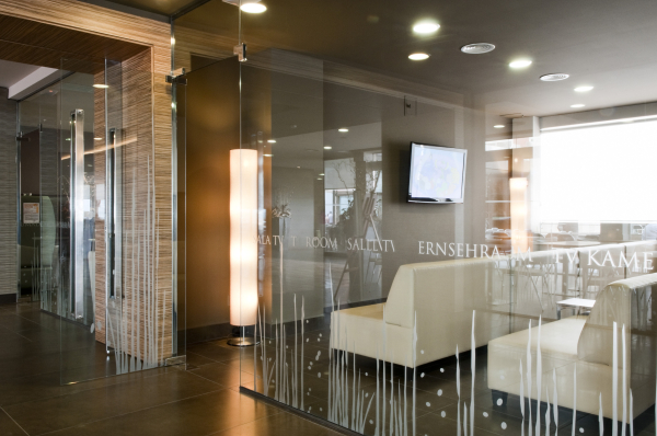 Best offers for Augustus Cambrils