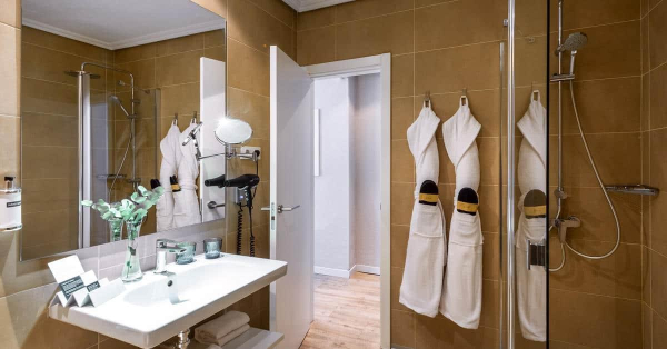 Best offers for Hotel Madrid Gran Via 25 Affiliated by Meliá Madrid