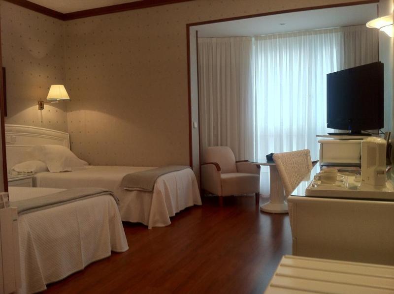 Best offers for Las Rocas Playa Hotel Castro Urdiales