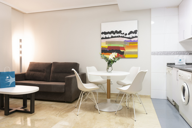 Best offers for Suites Apartamentos Los Girasoles Zaragoza