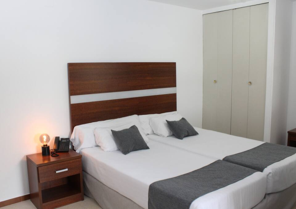 أفضل العروض ل فندق وسبيديوم بلو توري دي اشبيليه توري دي لا ريينا