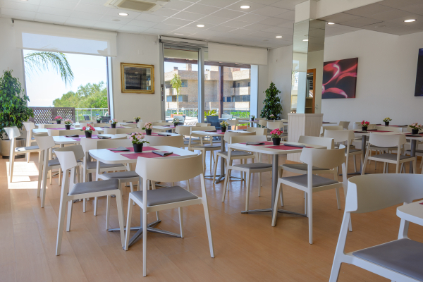 Best offers for Albatros Family Salou