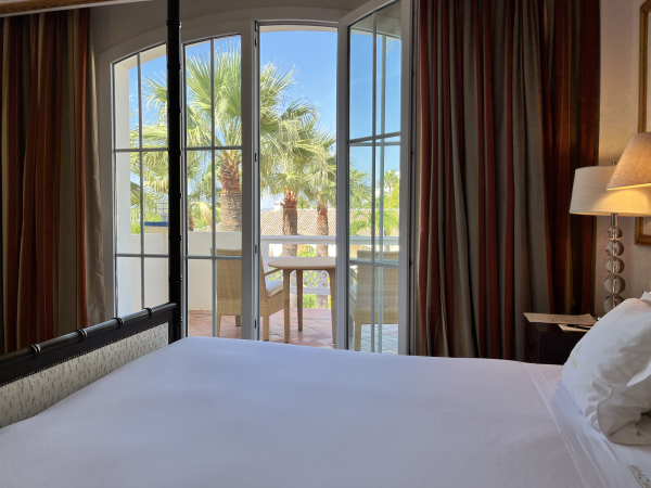 أفضل العروض ل فندق لاس دوناس جراند لاكشارى استيبونا