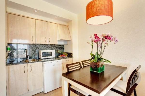 Best offers for APTS. GRUPOTEL TAMARISCOS Cala En Bosch