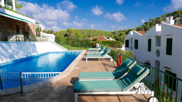 Best offers for Desmais Cala Galdana