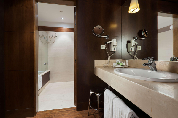Best offers for NH Collection Palacio de Burgos Burgos