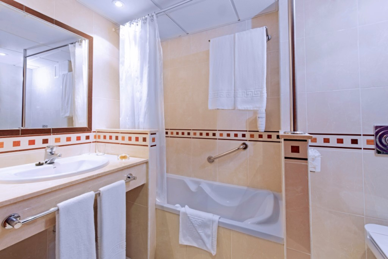 Best offers for FERGUS PUERTO DE LA CRUZ Puerto De La Cruz